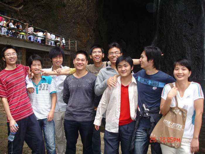The company organized a one-day tour to Yongtai on September 25
